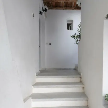 Naxos Chora Downtown Center Studio Apartment Naxos City